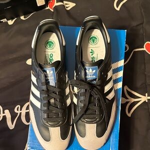 Adidas Men's Black and Gray Sneakers